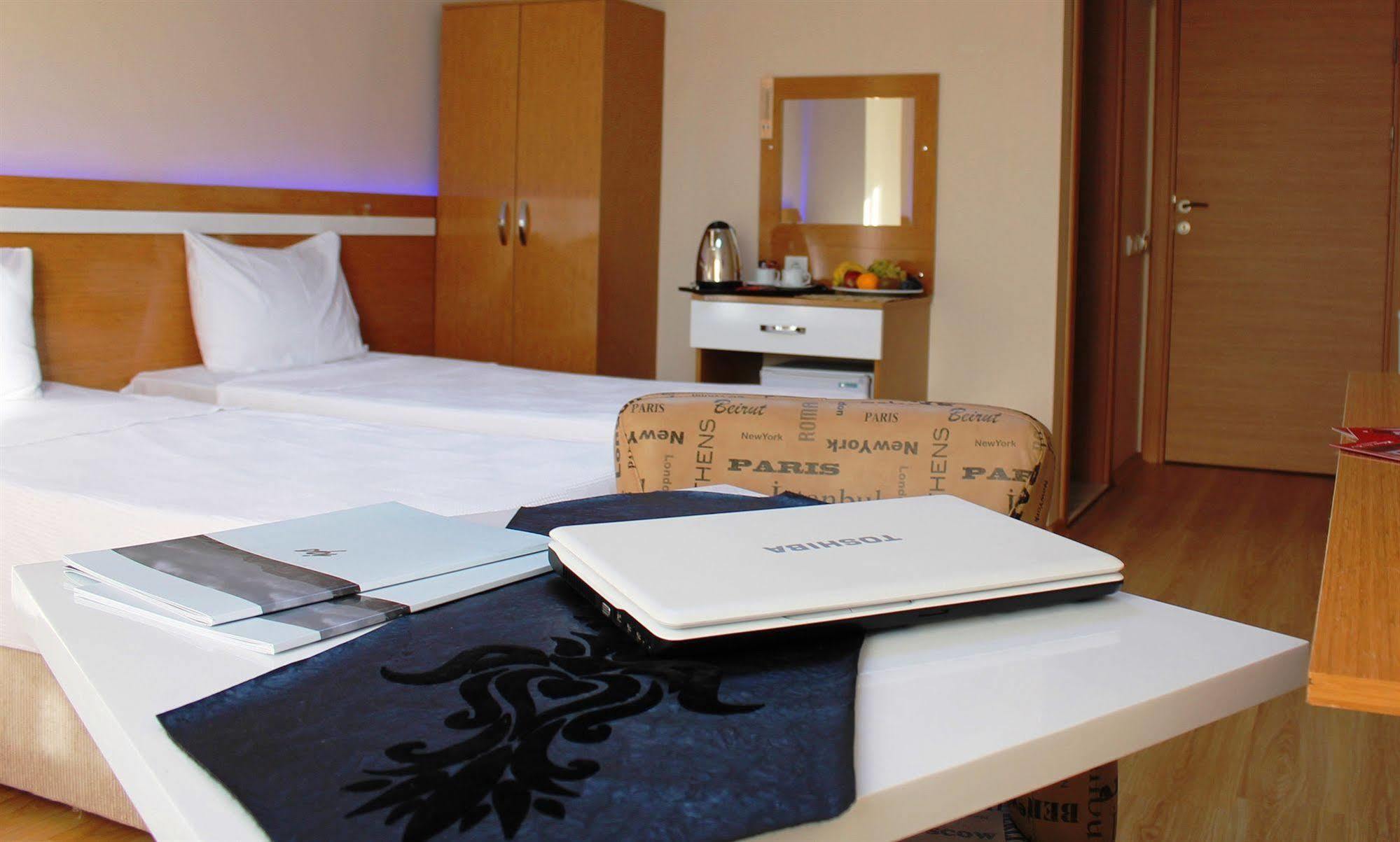 Avcilar Inci Hotel Istanbul Exterior photo